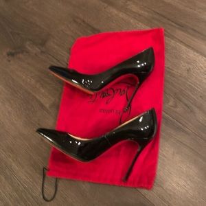 🖤 Black Patent Christian Louboutin Pumps 🖤